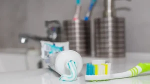 ubat gigi berfluorida